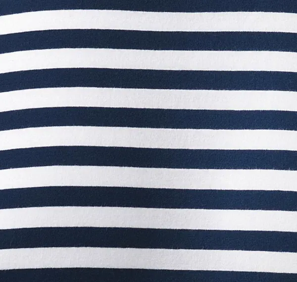 Camiseta estilo azul marino - 100% algodón para máxima comodidad.