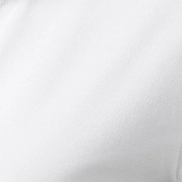 Polo de mujer con cuello hacia arriba - 100% algodón para máxima comodidad.